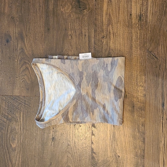 Camo T-shirt - Picture 2 of 4